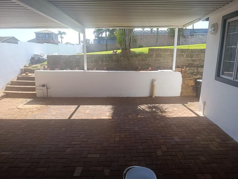 To Let 1 Bedroom Property for Rent in Bluff KwaZulu-Natal