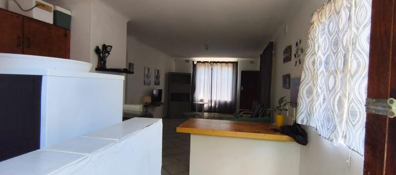 To Let 2 Bedroom Property for Rent in Trafalgar KwaZulu-Natal