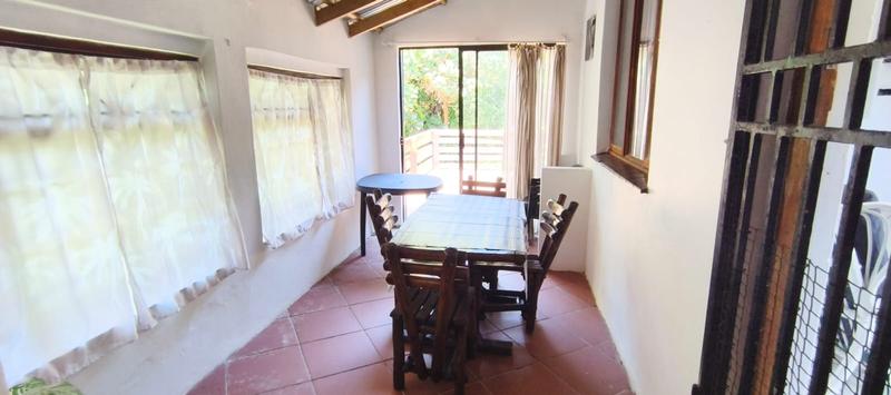 To Let 2 Bedroom Property for Rent in Trafalgar KwaZulu-Natal