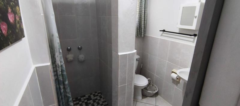 To Let 2 Bedroom Property for Rent in Trafalgar KwaZulu-Natal