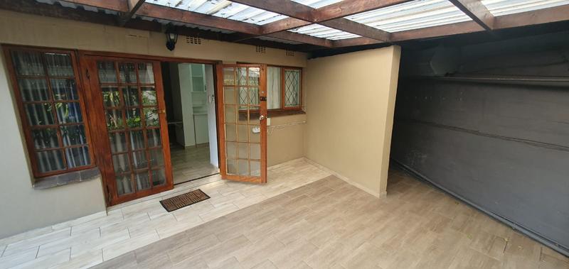 To Let 1 Bedroom Property for Rent in Meer En See KwaZulu-Natal