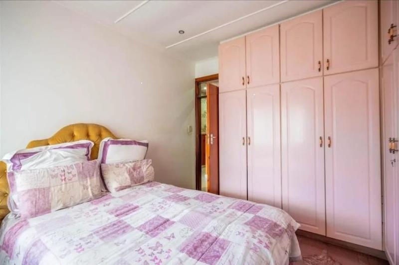 To Let 2 Bedroom Property for Rent in Avoca KwaZulu-Natal