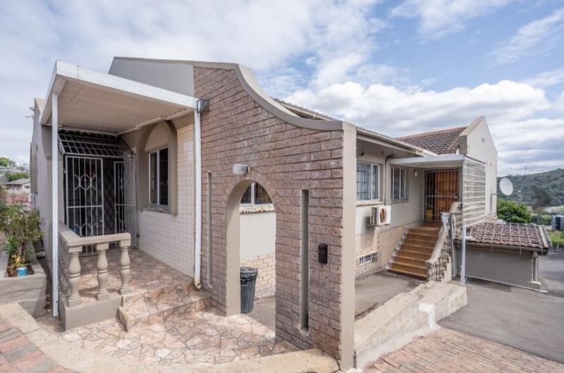 To Let 2 Bedroom Property for Rent in Avoca KwaZulu-Natal