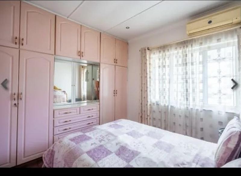 To Let 2 Bedroom Property for Rent in Avoca KwaZulu-Natal