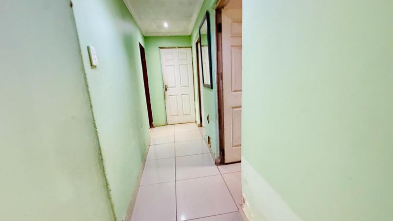 2 Bedroom Property for Sale in Folweni KwaZulu-Natal