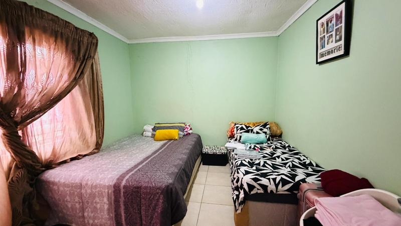 2 Bedroom Property for Sale in Folweni KwaZulu-Natal