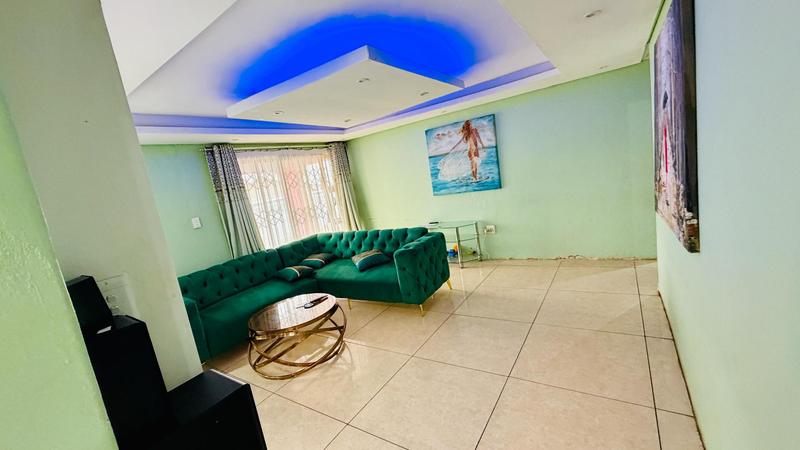 2 Bedroom Property for Sale in Folweni KwaZulu-Natal