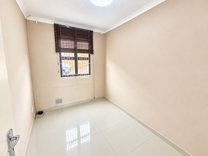 3 Bedroom Property for Sale in Broadlands KwaZulu-Natal