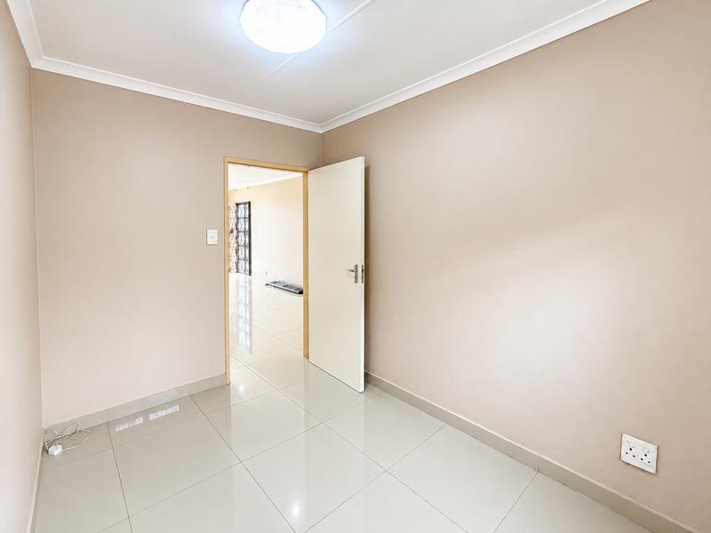 3 Bedroom Property for Sale in Broadlands KwaZulu-Natal