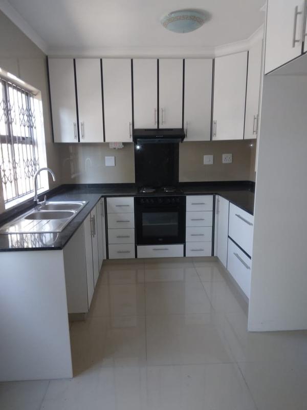 To Let 3 Bedroom Property for Rent in Malvern KwaZulu-Natal