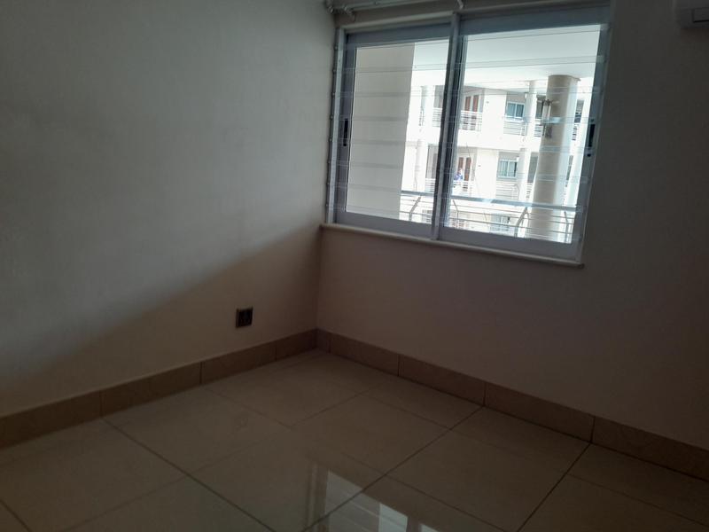 1 Bedroom Property for Sale in Point Waterfront KwaZulu-Natal
