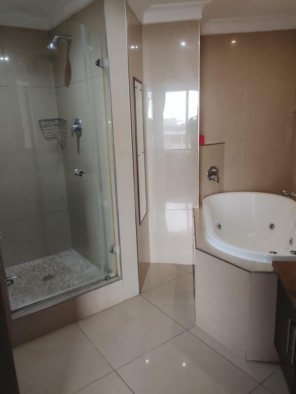 2 Bedroom Property for Sale in Point Waterfront KwaZulu-Natal