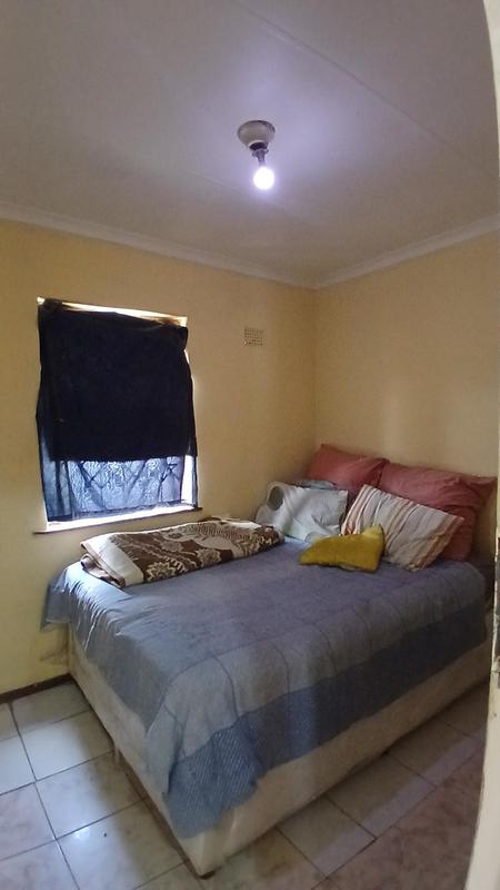3 Bedroom Property for Sale in Umlazi KwaZulu-Natal