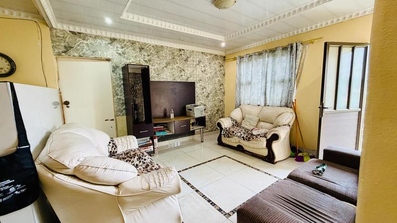 2 Bedroom Property for Sale in Inanda Glebe KwaZulu-Natal