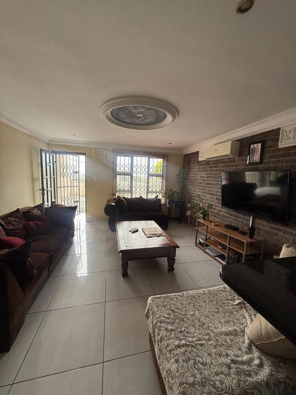 3 Bedroom Property for Sale in Umlazi P KwaZulu-Natal