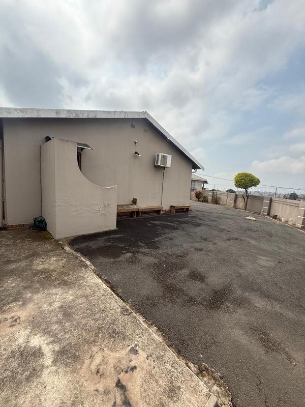 3 Bedroom Property for Sale in Umlazi P KwaZulu-Natal