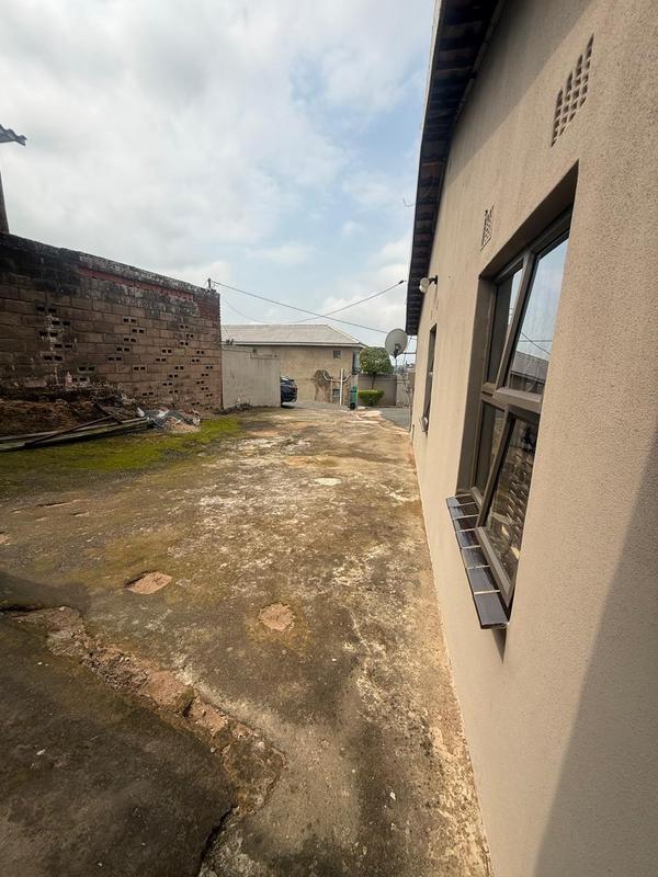 3 Bedroom Property for Sale in Umlazi P KwaZulu-Natal