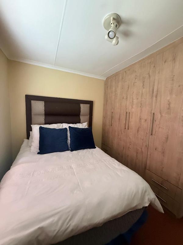 3 Bedroom Property for Sale in Umlazi P KwaZulu-Natal