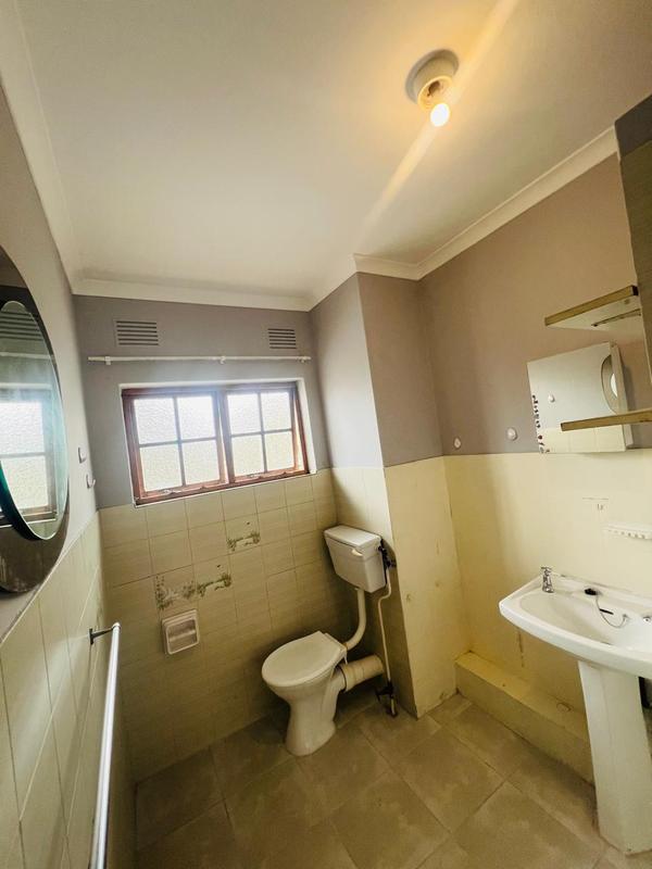 To Let 3 Bedroom Property for Rent in Manors KwaZulu-Natal