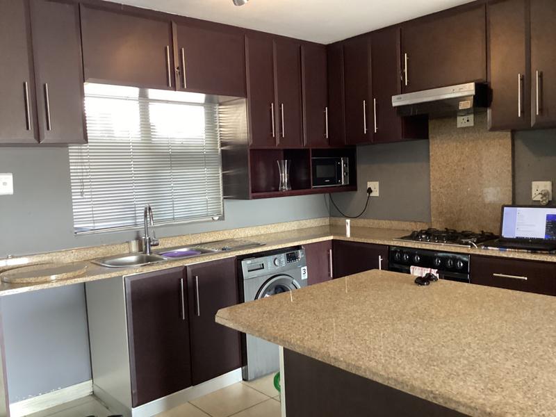 2 Bedroom Property for Sale in Umhlanga KwaZulu-Natal