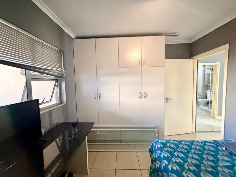 2 Bedroom Property for Sale in Umhlanga KwaZulu-Natal