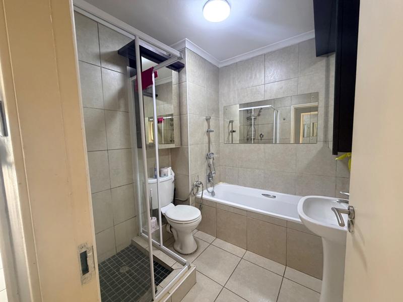 2 Bedroom Property for Sale in Umhlanga KwaZulu-Natal