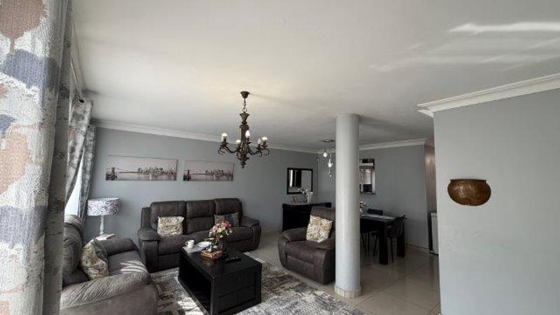3 Bedroom Property for Sale in Morningside KwaZulu-Natal