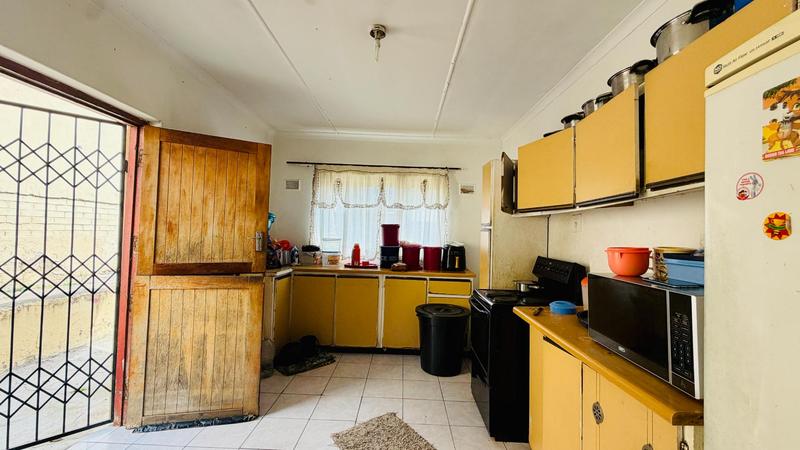 4 Bedroom Property for Sale in Ntuzuma KwaZulu-Natal