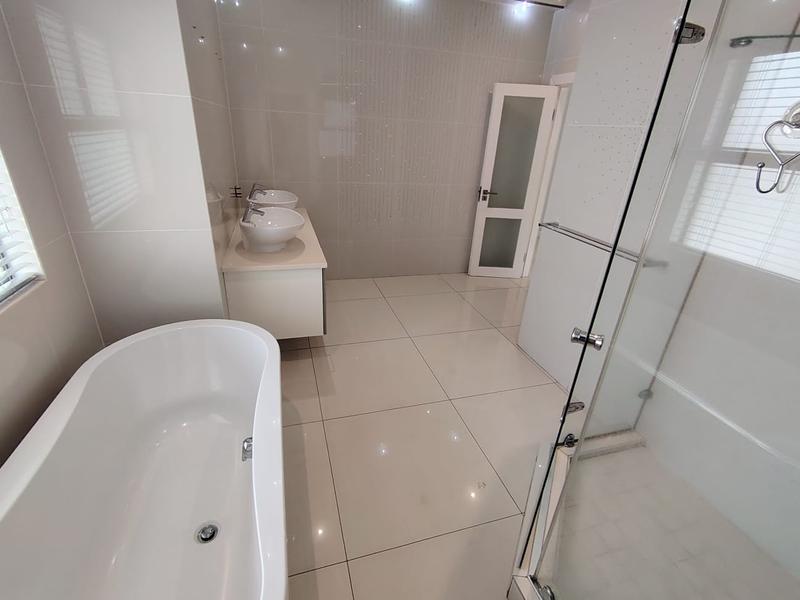To Let 4 Bedroom Property for Rent in Izinga KwaZulu-Natal