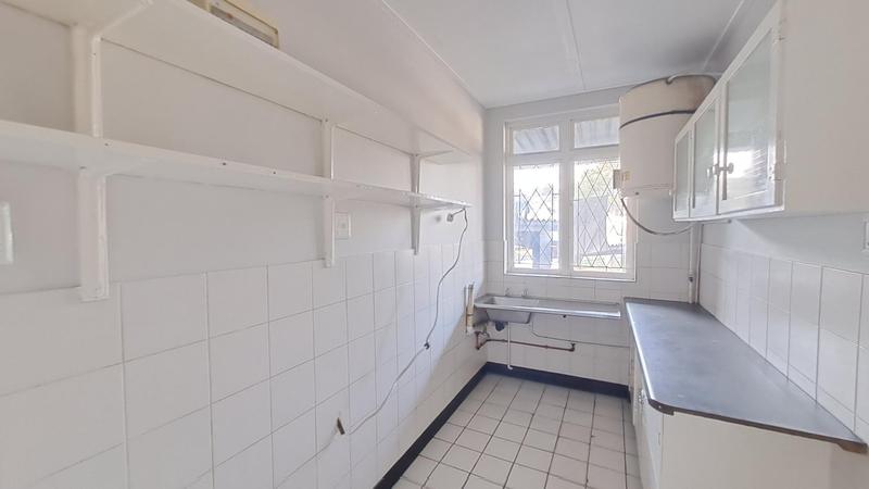 To Let 2 Bedroom Property for Rent in Sea View KwaZulu-Natal