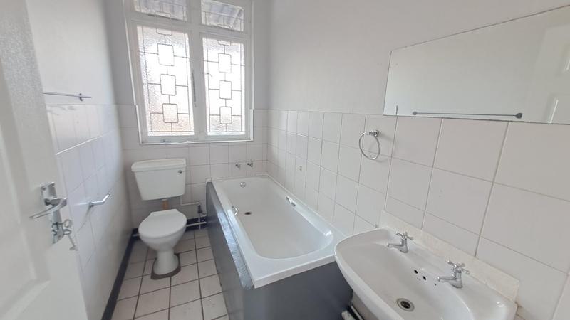 To Let 2 Bedroom Property for Rent in Sea View KwaZulu-Natal