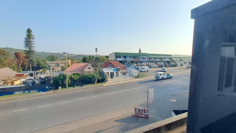 To Let 2 Bedroom Property for Rent in Sea View KwaZulu-Natal