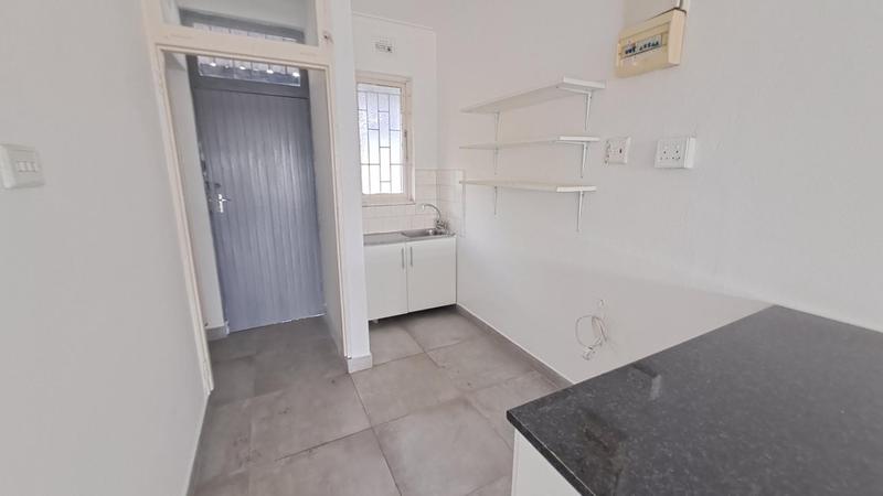 To Let 1 Bedroom Property for Rent in Sea View KwaZulu-Natal