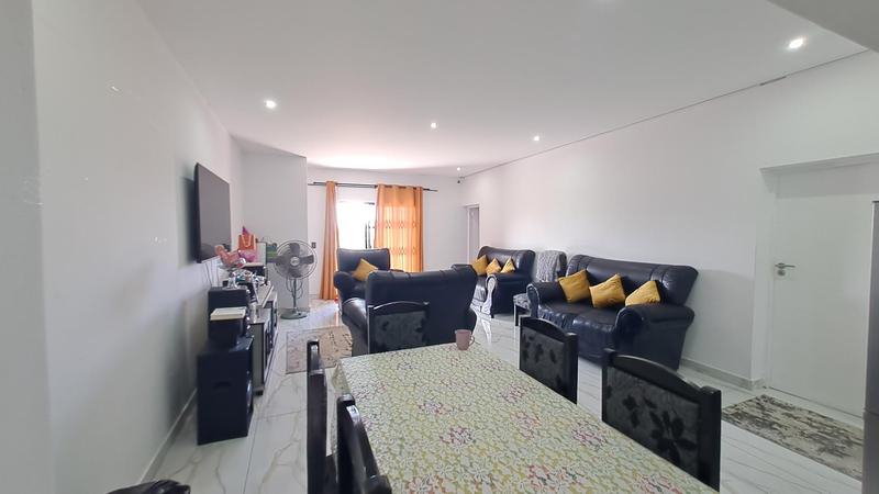 To Let 3 Bedroom Property for Rent in Bluff KwaZulu-Natal