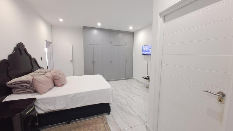 To Let 3 Bedroom Property for Rent in Bluff KwaZulu-Natal
