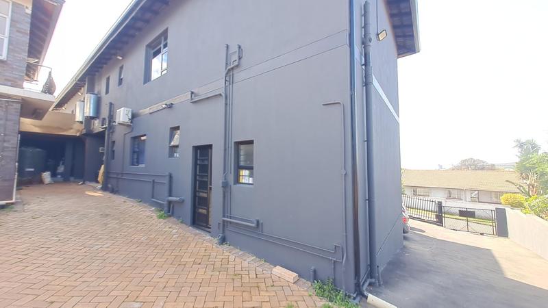 To Let 3 Bedroom Property for Rent in Bluff KwaZulu-Natal