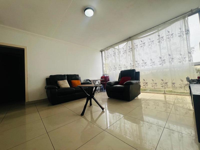 To Let 2 Bedroom Property for Rent in Pinetown KwaZulu-Natal