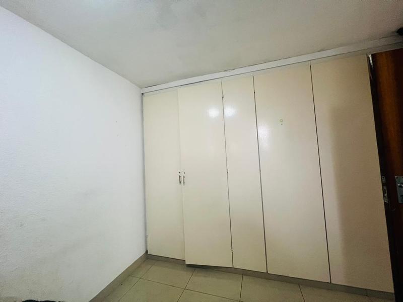To Let 2 Bedroom Property for Rent in Pinetown KwaZulu-Natal