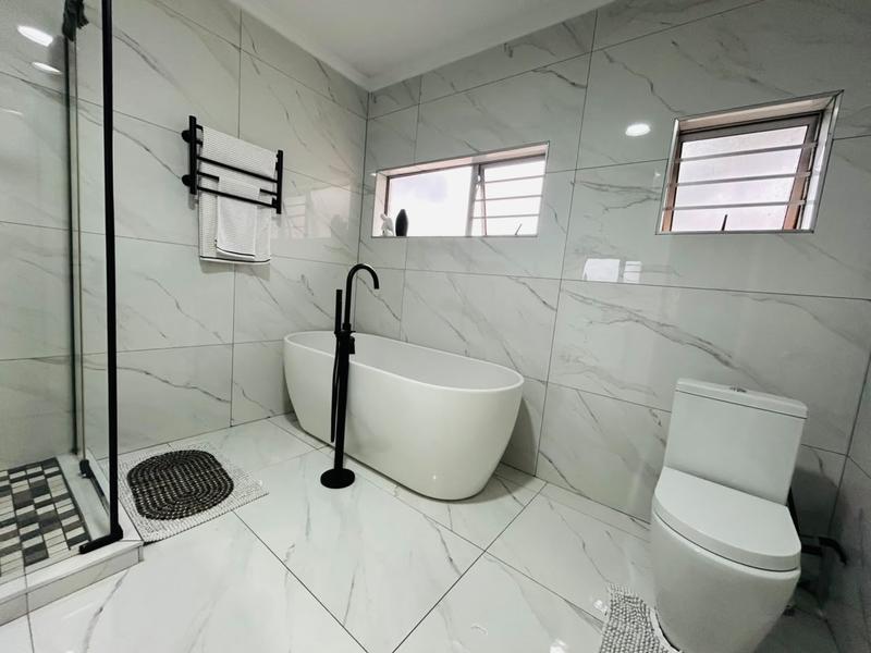 3 Bedroom Property for Sale in Meer En See KwaZulu-Natal
