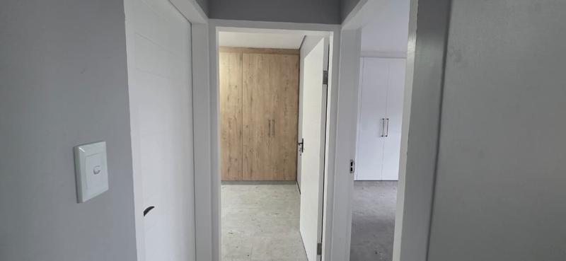 To Let 2 Bedroom Property for Rent in Escombe KwaZulu-Natal