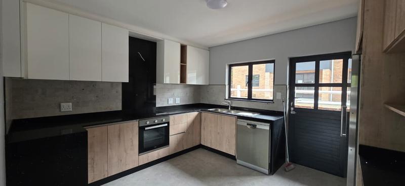 To Let 2 Bedroom Property for Rent in Escombe KwaZulu-Natal