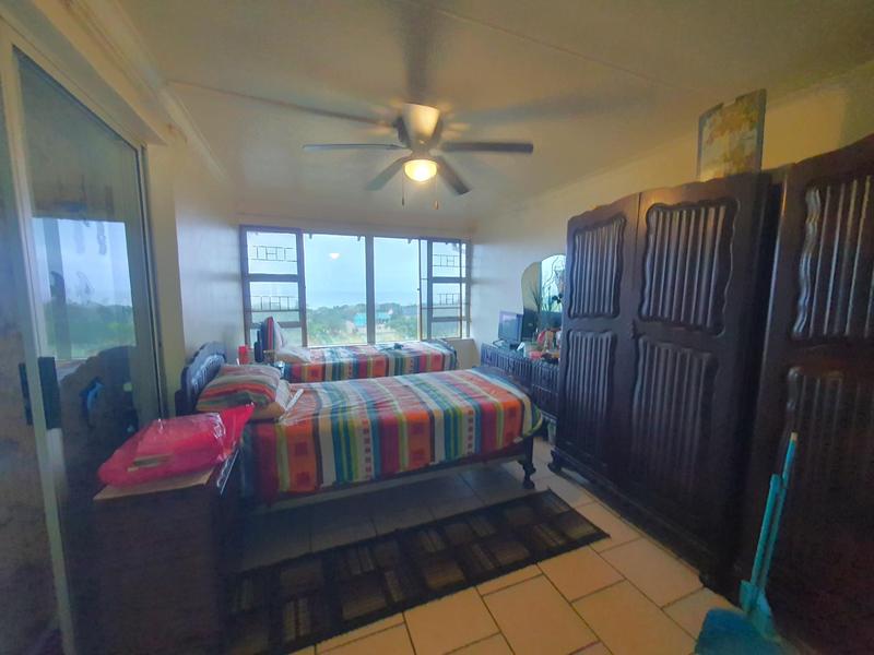 3 Bedroom Property for Sale in Umtentweni KwaZulu-Natal