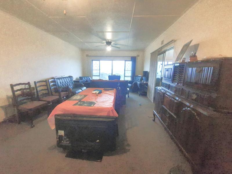 3 Bedroom Property for Sale in Umtentweni KwaZulu-Natal