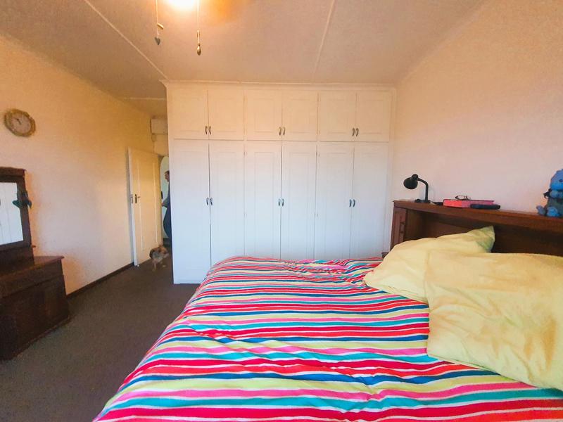 3 Bedroom Property for Sale in Umtentweni KwaZulu-Natal