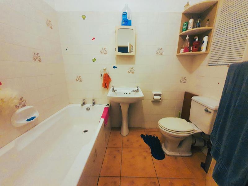 3 Bedroom Property for Sale in Umtentweni KwaZulu-Natal