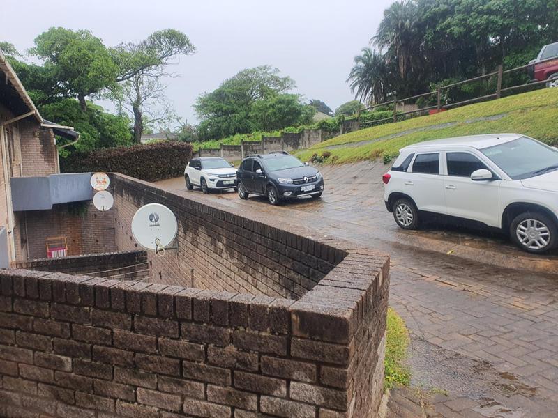 3 Bedroom Property for Sale in Umtentweni KwaZulu-Natal