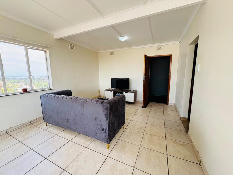 1 Bedroom Property for Sale in Fairview KwaZulu-Natal