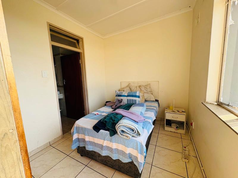 1 Bedroom Property for Sale in Fairview KwaZulu-Natal
