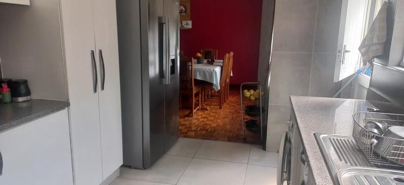 3 Bedroom Property for Sale in Westbrook KwaZulu-Natal