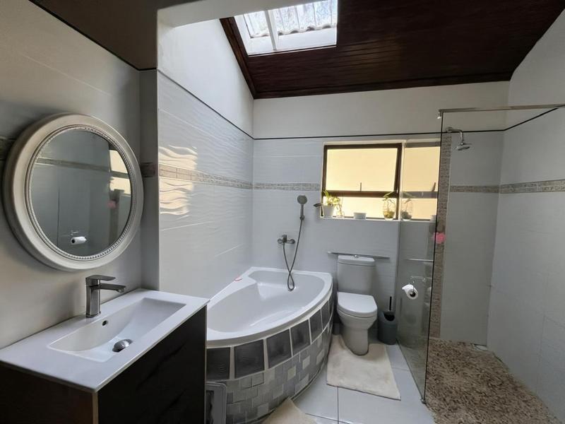 4 Bedroom Property for Sale in Mtunzini KwaZulu-Natal